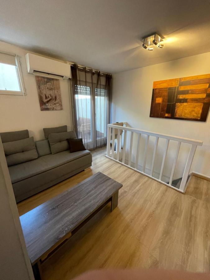 Appartement Atypique En Duplex Палава-ле-Фло Екстериор снимка
